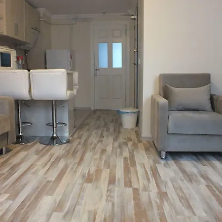 Heybeli Butik מלון דירות 3*