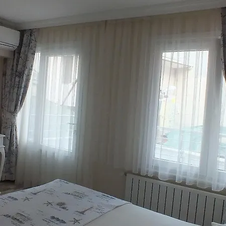 Heybeli Butik מלון דירות 3*